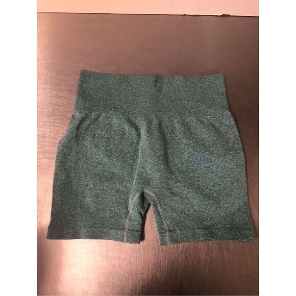 Women’s Turquoise Compression Booty Workout Shorts Size L - Picture 1 of 5